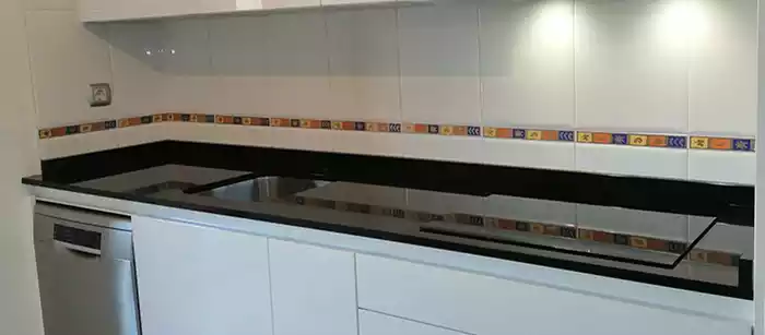 Encimeras negras para Cocina - Mármoles Tofé - La Rioja