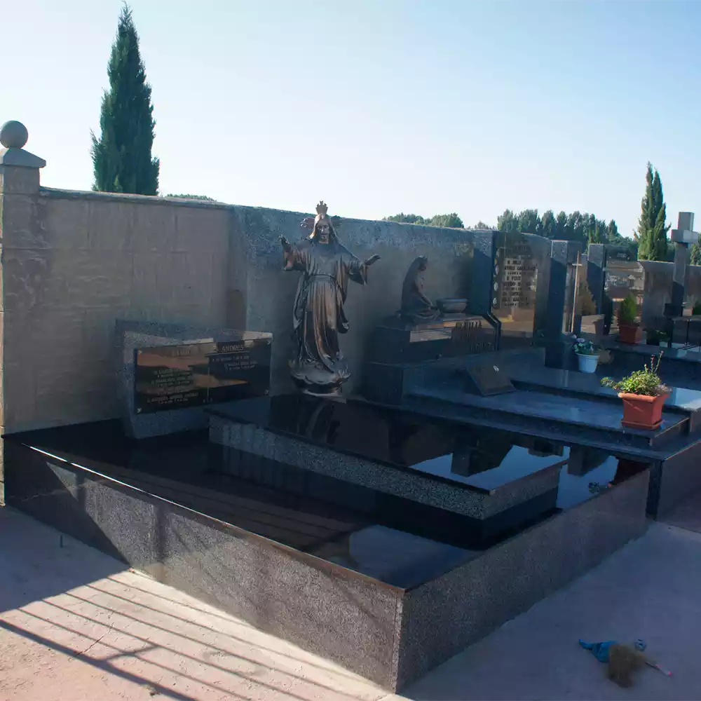 Arte Funerario - Panteones - Mármoles Tofé - La Rioja
