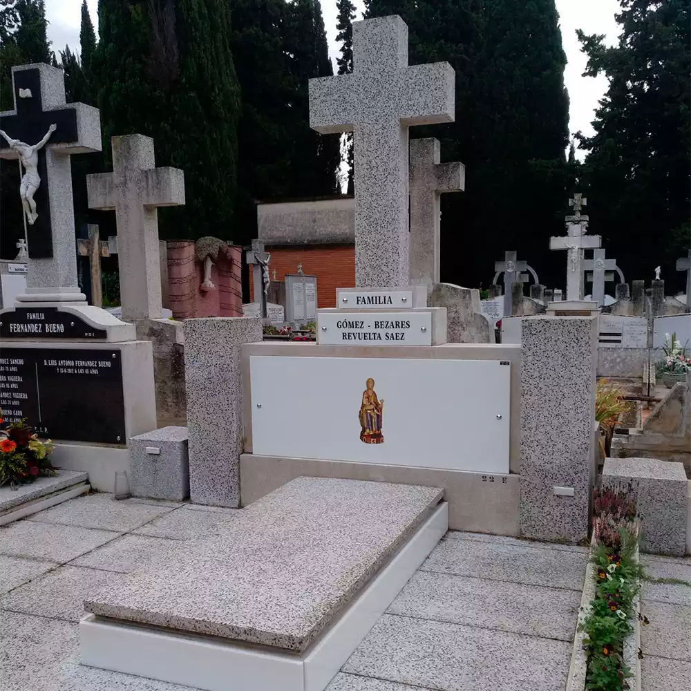 Arte Funerario - Panteones - Mármoles Tofé - La Rioja