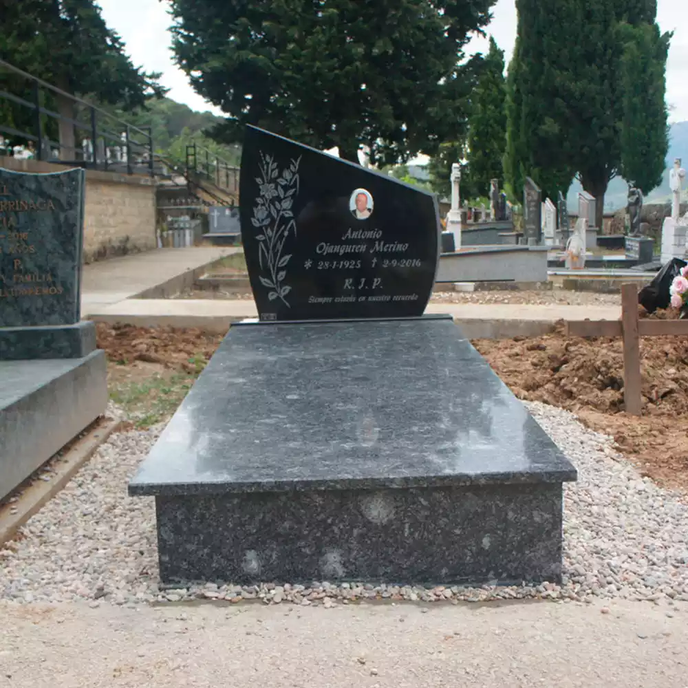 Arte Funerario - Tumbas - Mármoles Tofé - La Rioja