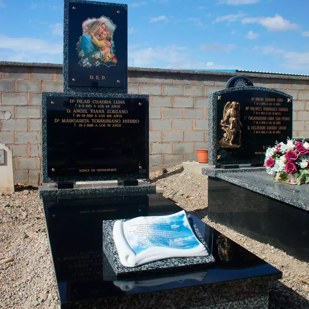 Arte Funerario - Tumbas - Mármoles Tofé - La Rioja