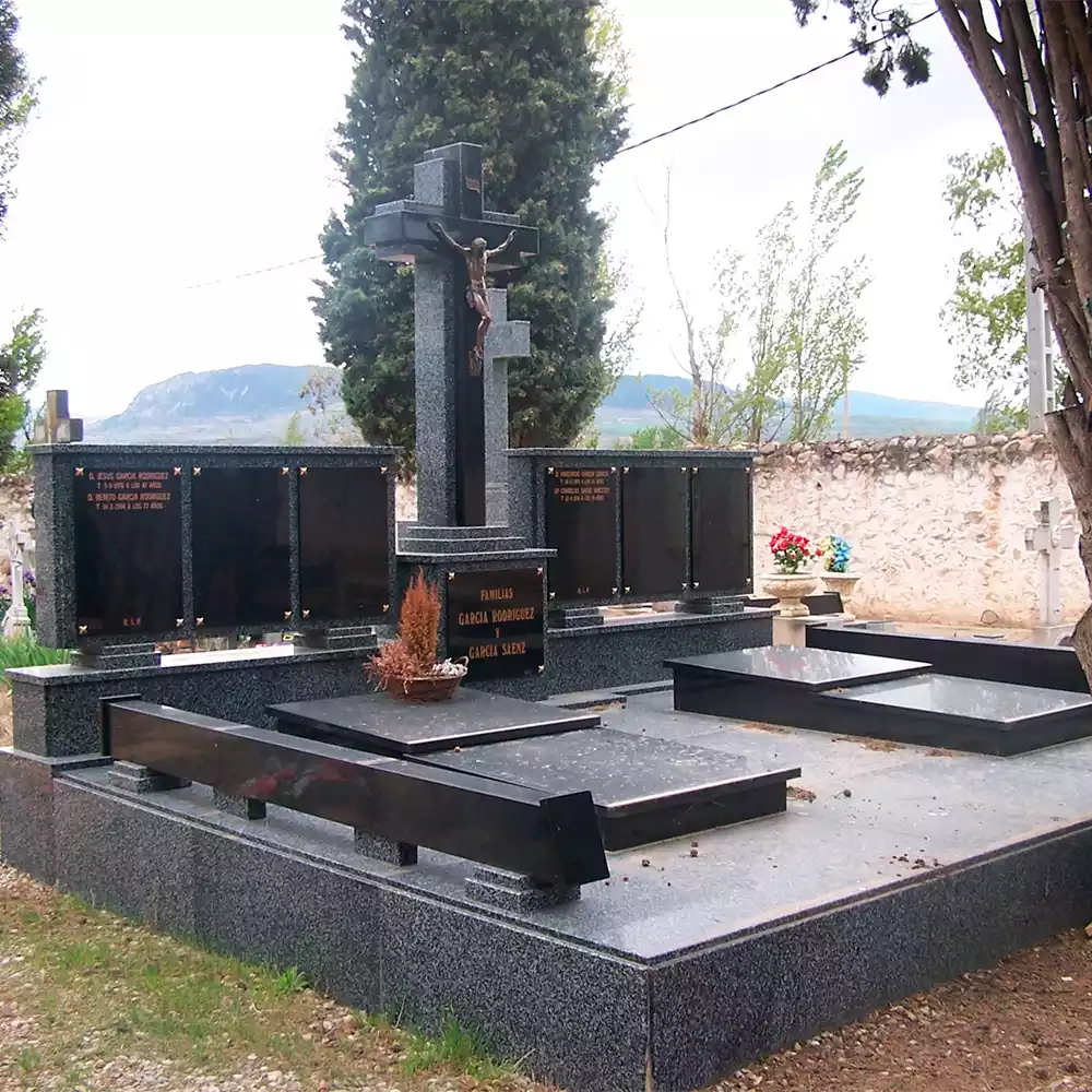 Arte Funerario - Panteones - Mármoles Tofé - La Rioja